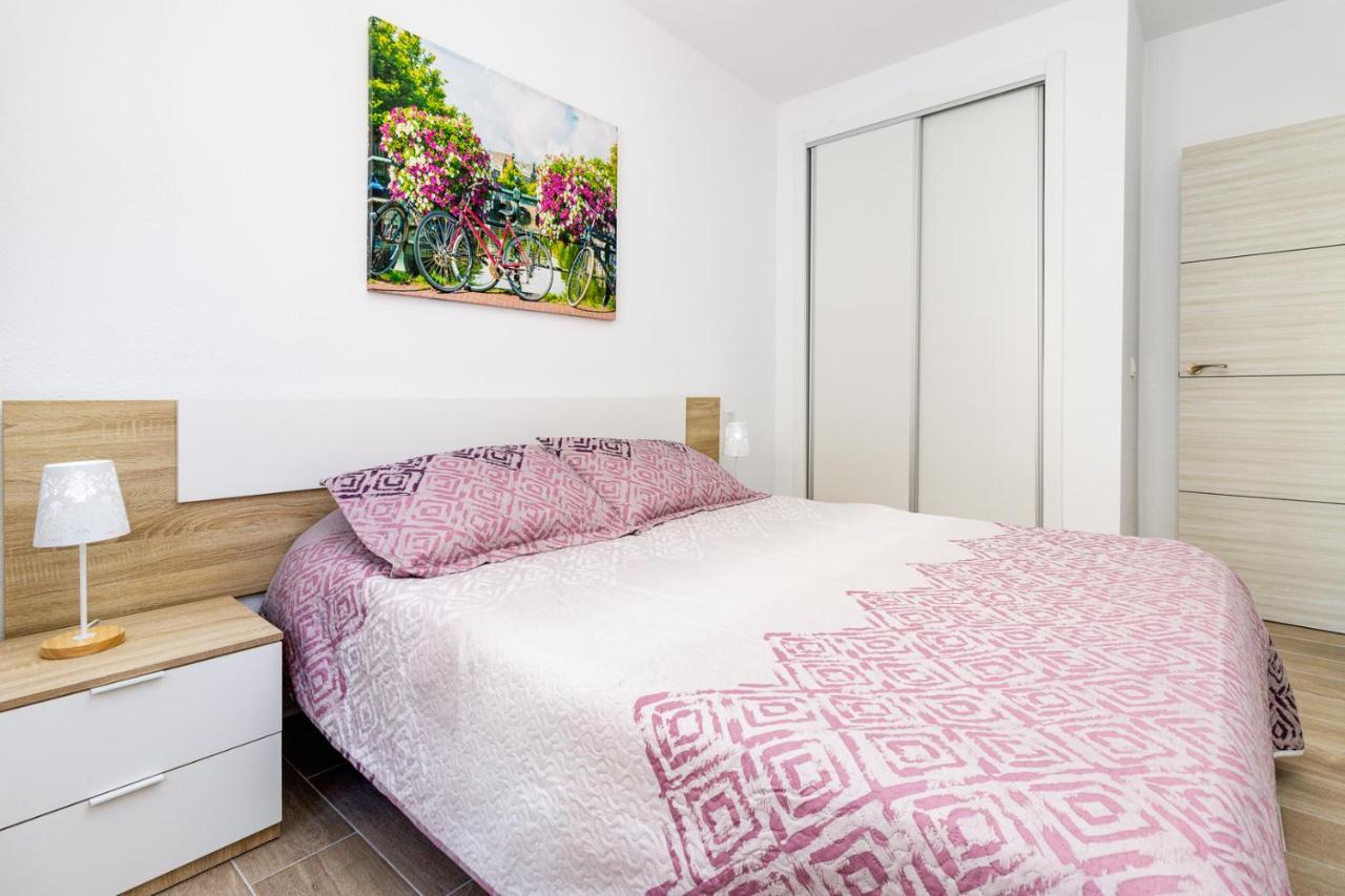 Apartment Cura Beach Galera 또레비에하 외부 사진